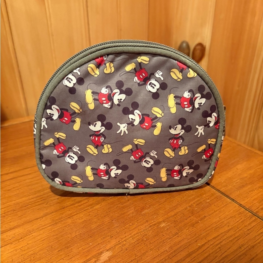Disney Mickey Mouse cosmetic bag